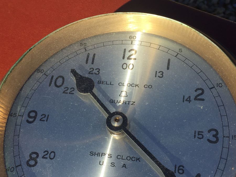 Brass BELL CLOCK CO Ship's Clock [Photo 2]