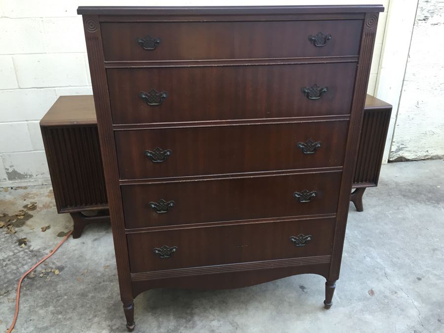 Vintage 5-Drawer Dresser