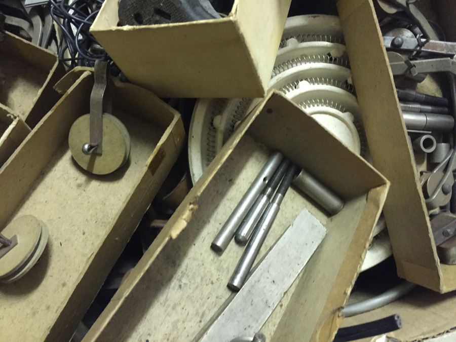 Parts Lot [Photo 6]