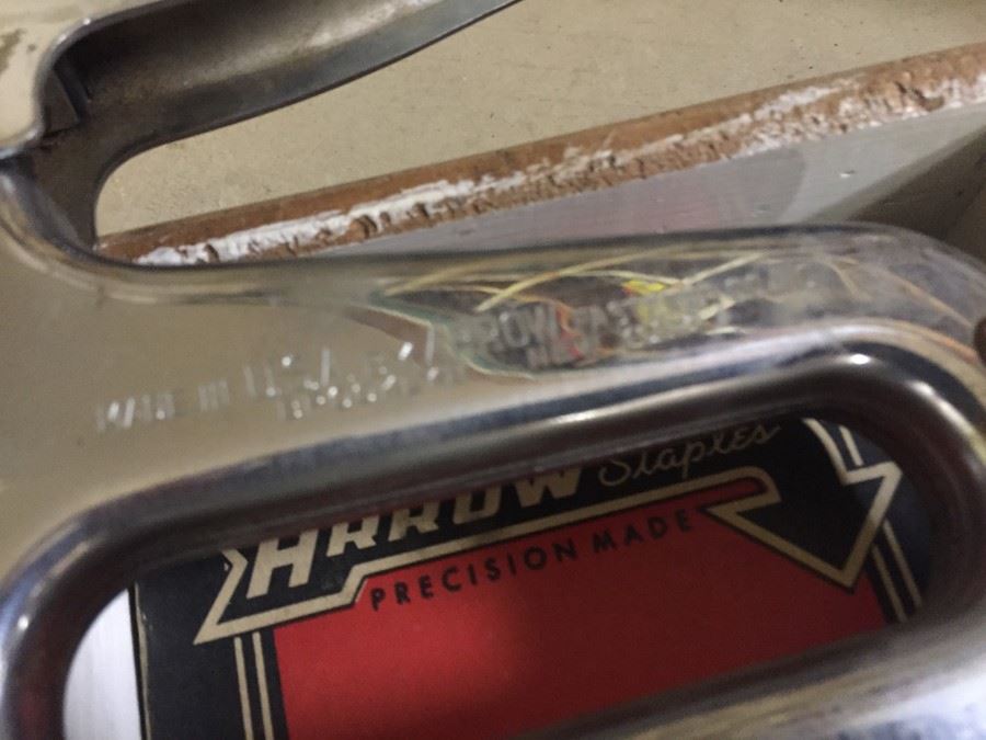 Staple Lot [Photo 6]