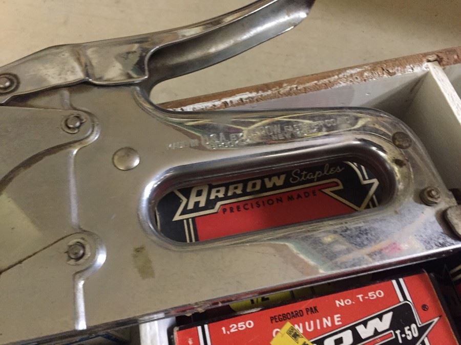 Staple Lot [Photo 5]