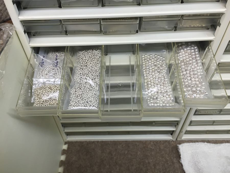Metal Storage Bin Packed With Jewelry Making Beads [Photo 5]