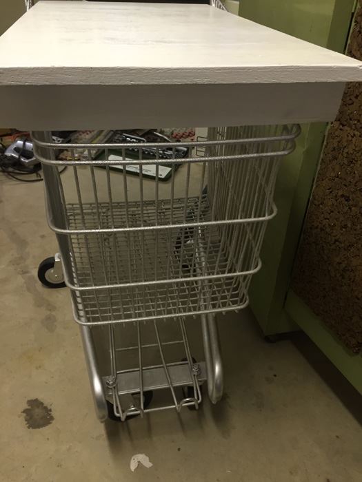 Shopping Cart With Hinged Table Mobile Work Bench [Photo 3]