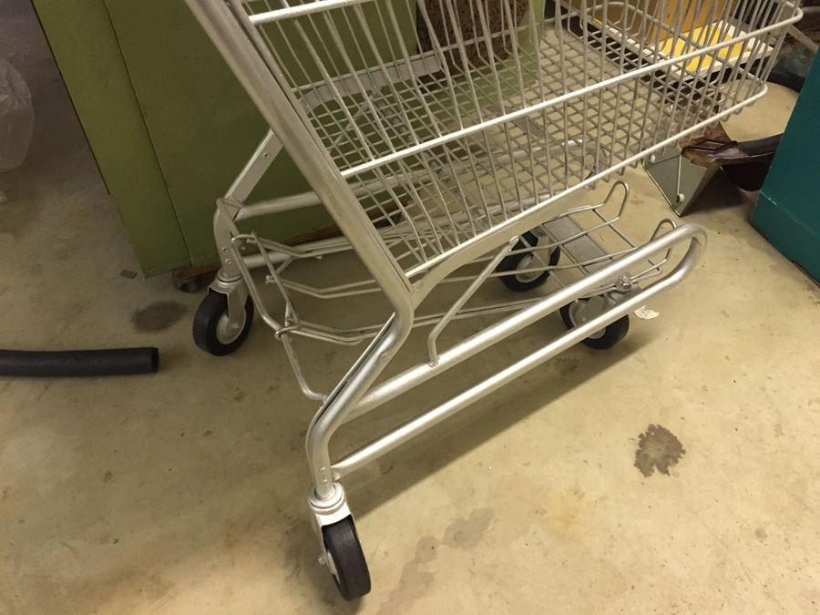 Shopping Cart With Hinged Table Mobile Work Bench [Photo 2]