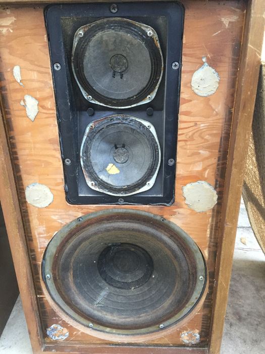 Acoustic Research AR-2 Speakers [Photo 3]