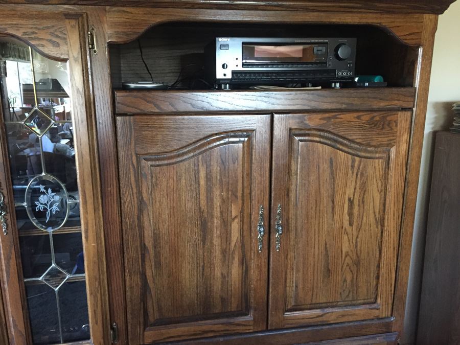 Wooden Cabinet Entertainment Center Ball And Claw Feet (Empty) [Photo 3]