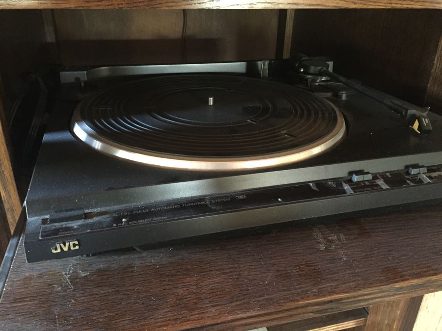 JVC Record Player (Missing Needle)