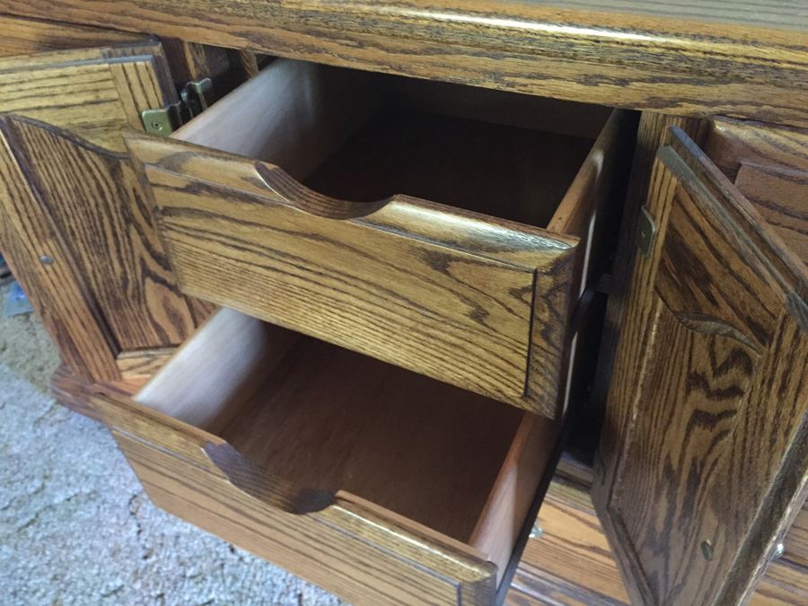 2-Piece Bedroom Set - Dresser And Headboard (Does Not Include Bed) [Photo 2]