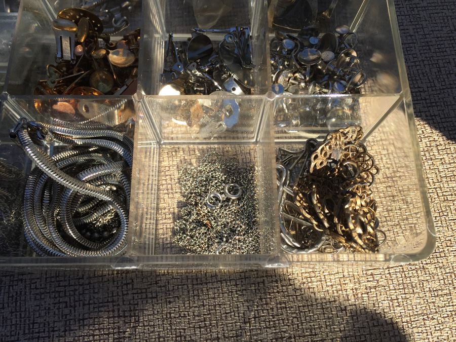 Plastic Bin Of Jewelery Making Parts [Photo 5]