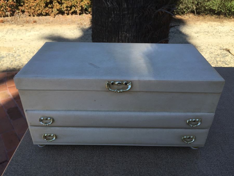 Vintage Jewelry Box Filled With Jewelry And Several Watches [Photo 4]