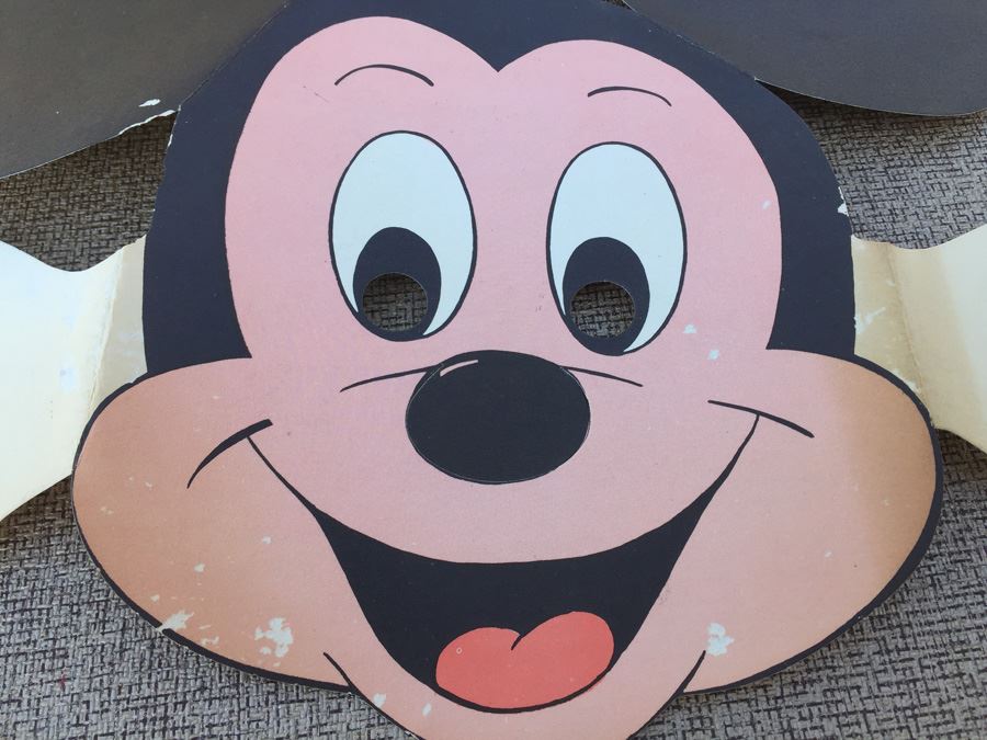 Vintage DISNEY Mickey Mouse Menu 1968 Disneyland Hotel Restaurants [Photo 4]