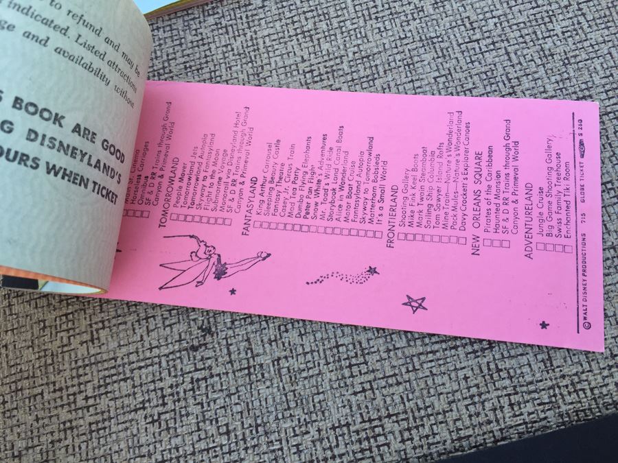 Huge Lot Of Collectible DISNEYLAND Admission Ticket Books [Photo 7]