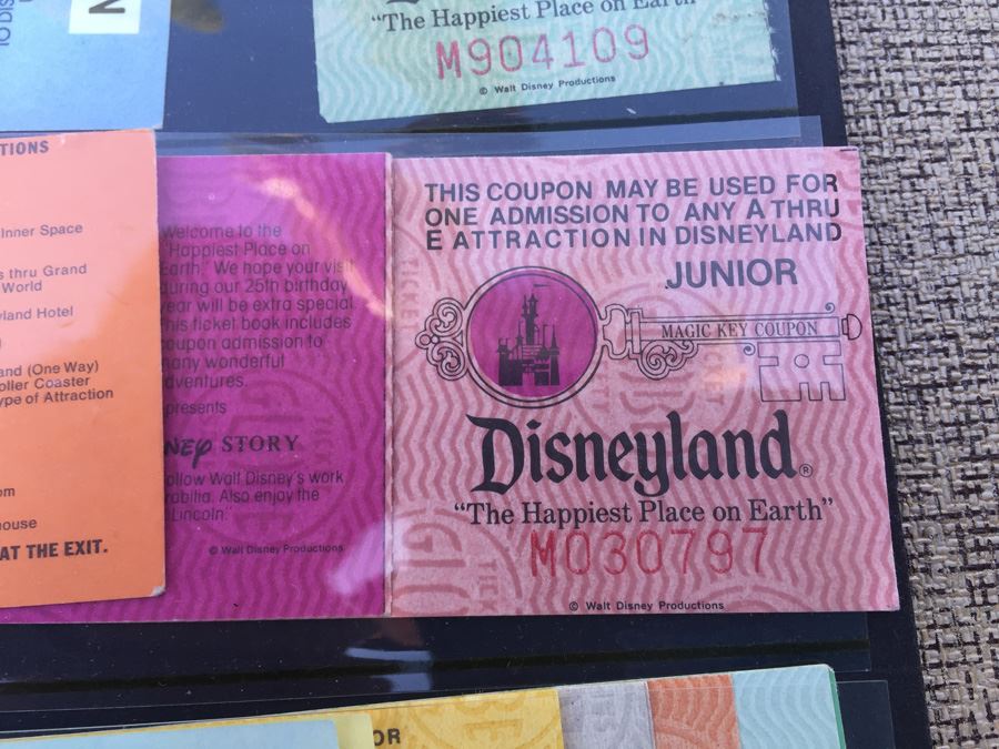 Lot Of Collectible DISNEYLAND Admission Ticket Books [Photo 4]