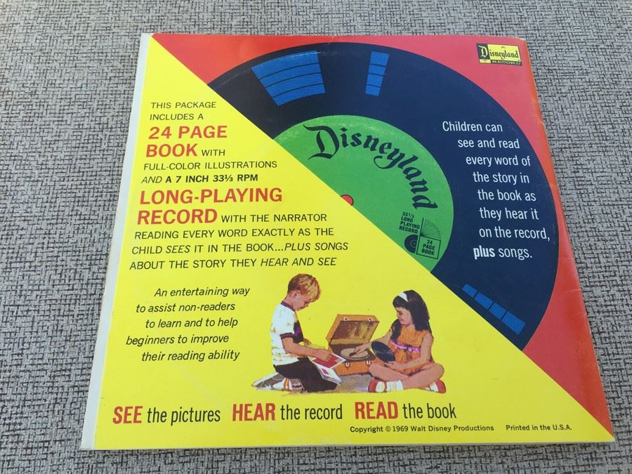 1968 Walt Disney's 'It's A Small World' 24 Page Book With Record [Photo 2]