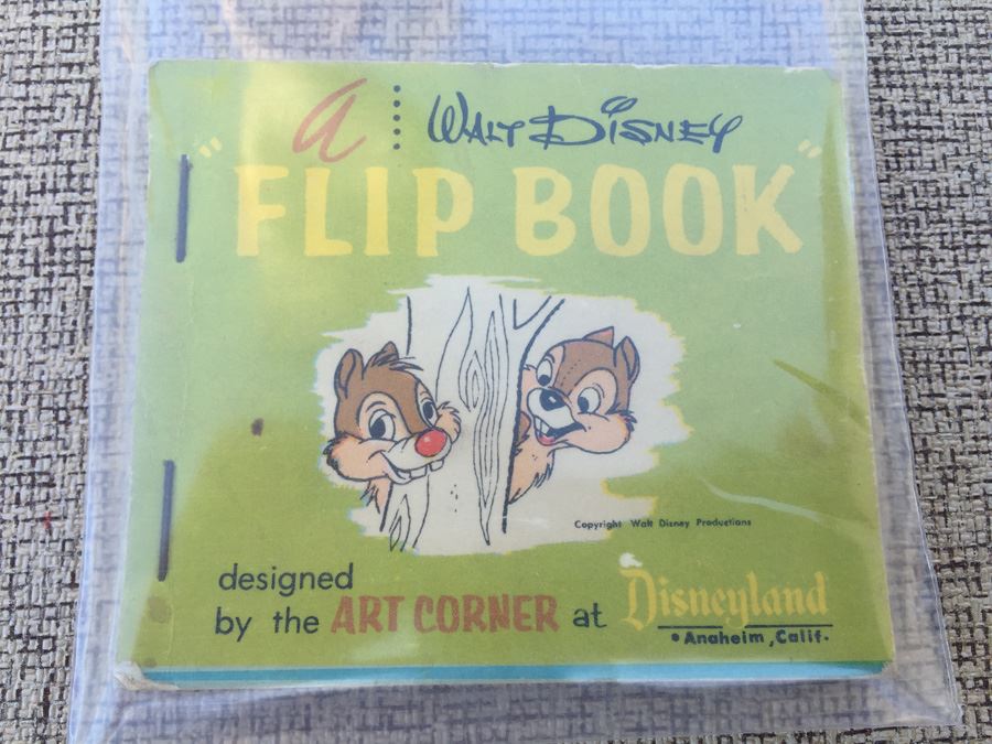 (3) Art Corner DISNEYLAND Flip Books Of Mickey Mouse, Pluto & Chip & Dale [Photo 2]