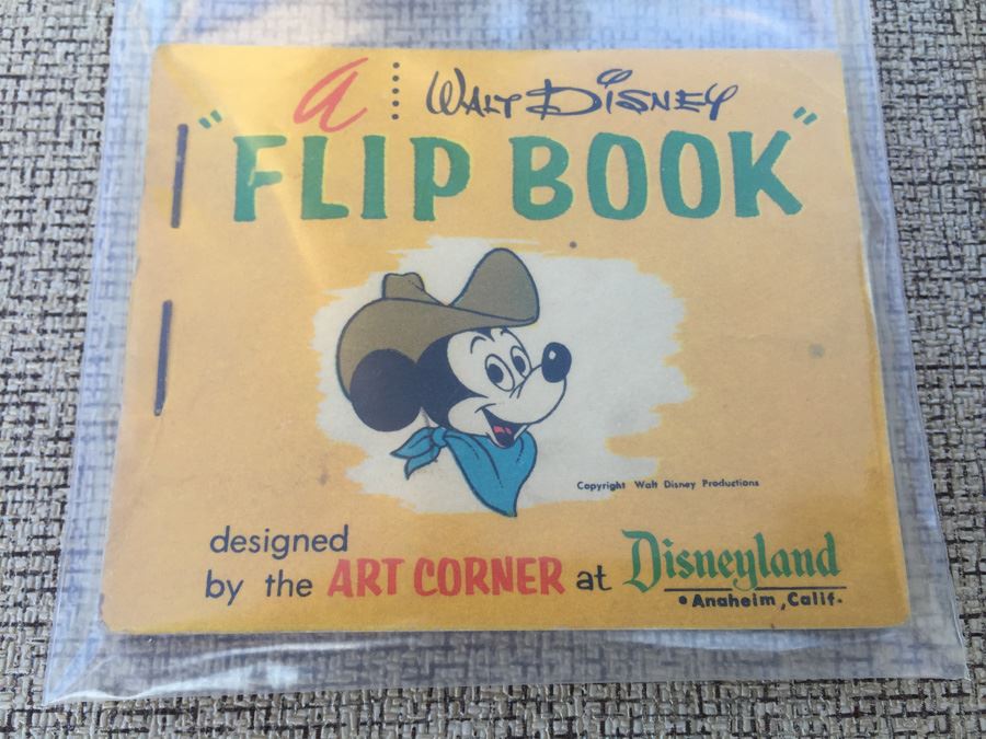(3) Art Corner DISNEYLAND Flip Books Of Mickey Mouse, Pluto & Chip & Dale [Photo 3]