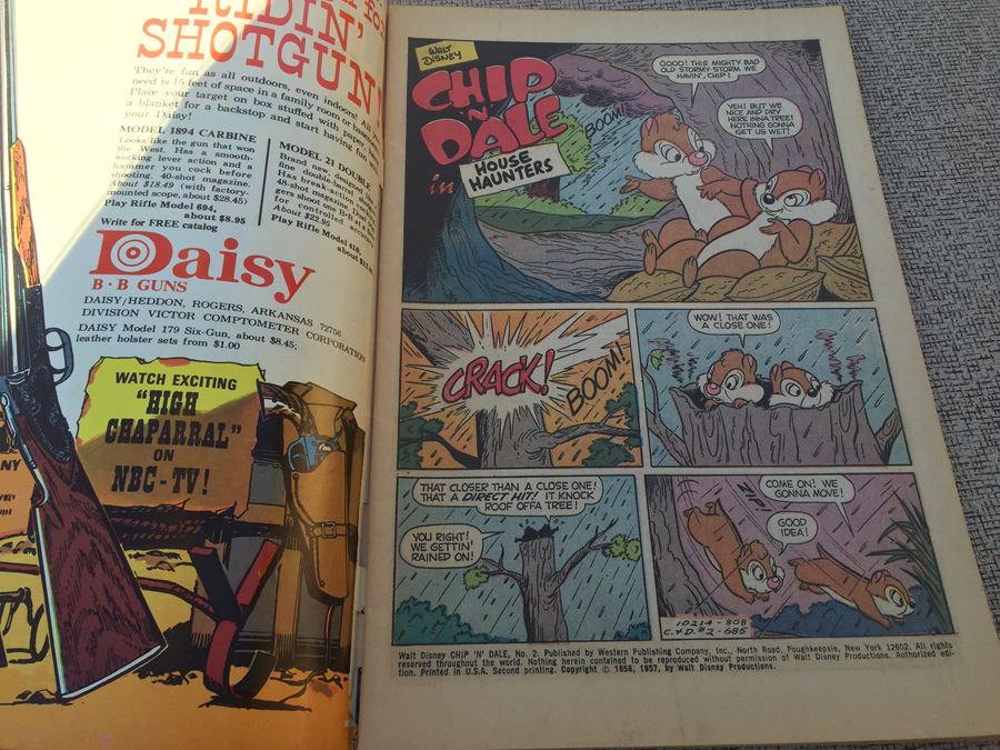 Road Runner, Woody Woodpecker & Chip 'n' Dale Comic Books [Photo 10]