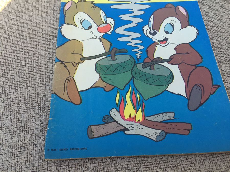 Road Runner, Woody Woodpecker & Chip 'n' Dale Comic Books [Photo 9]