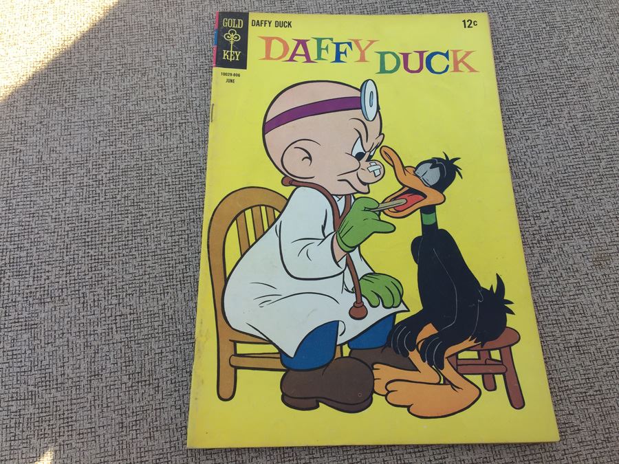 Daffy Duck (Gold Key / Whitman) #53 Comic Book [Photo 1]