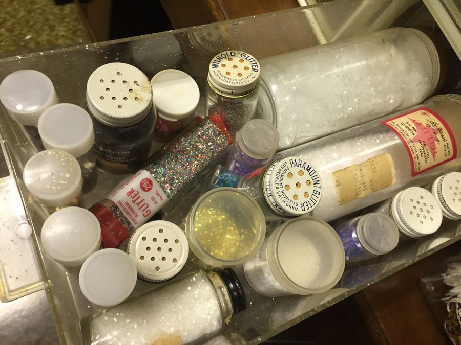 Huge Arts & Craft Supply Lot With Retro Sixties Storage Containers [Photo 13]