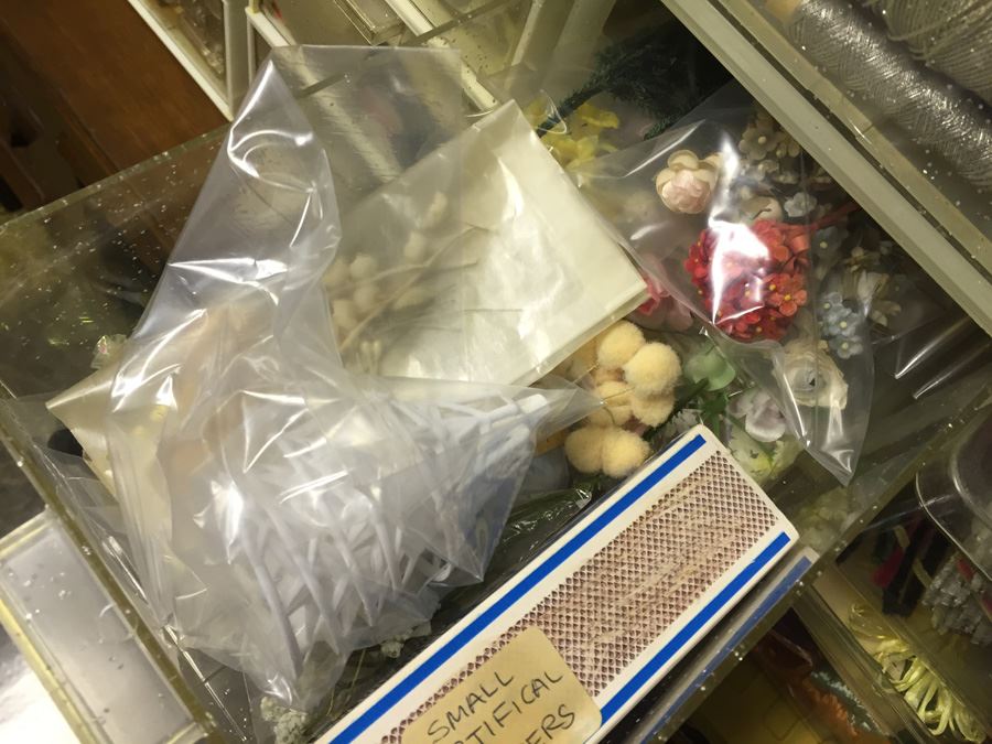 Huge Arts & Craft Supply Lot With Retro Sixties Storage Containers [Photo 11]