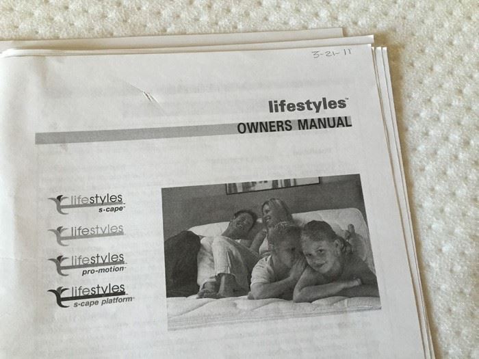 Lifestyles S-Cape Platform Adjustable Bed With Massage Controls And Remote Retails $1,300 [Photo 14]