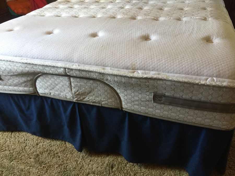 Lifestyles S-Cape Platform Adjustable Bed With Massage Controls And Remote Retails $1,300 [Photo 5]