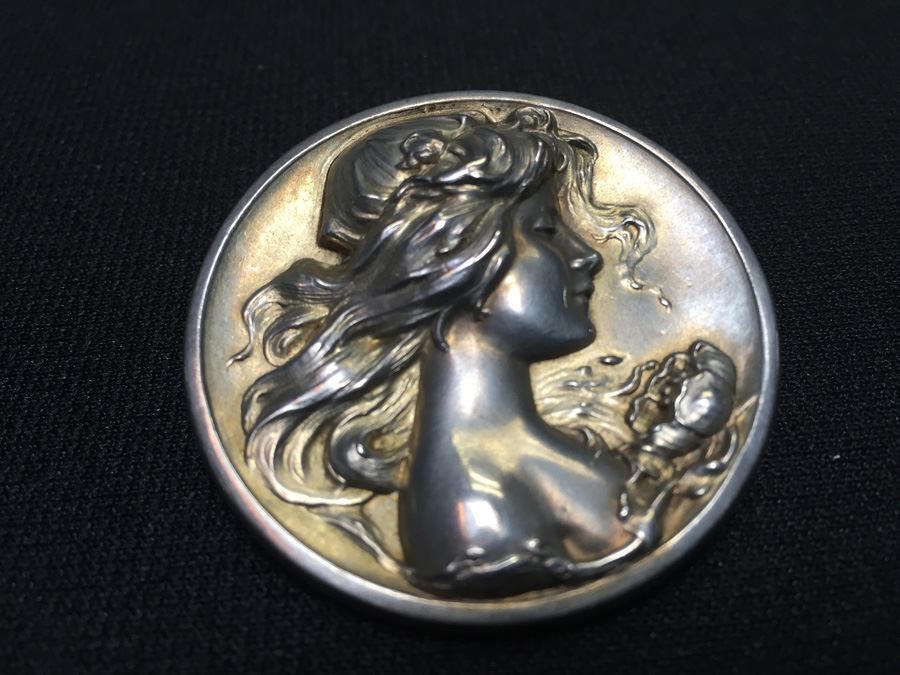 Vintage Sterling Silver Cameo