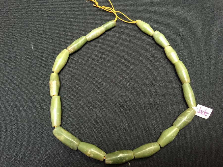 Jade Beads [Photo 4]