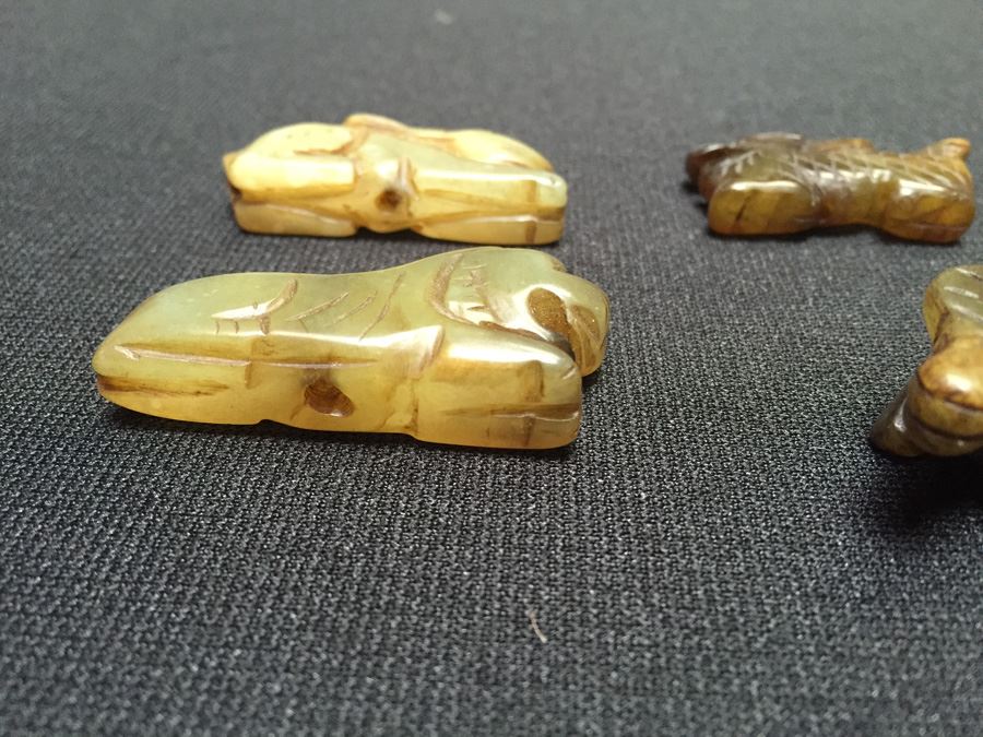 Carved Jade Figures [Photo 7]