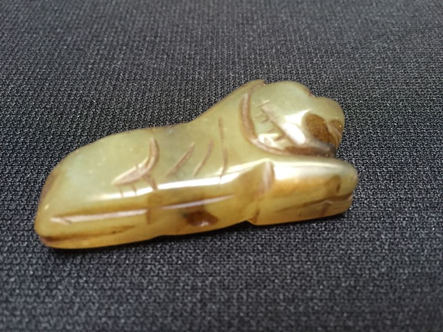 Carved Jade Figures [Photo 10]