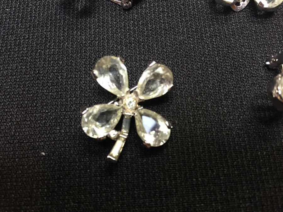 Vintage TRIFARI Jewelry Set [Photo 4]