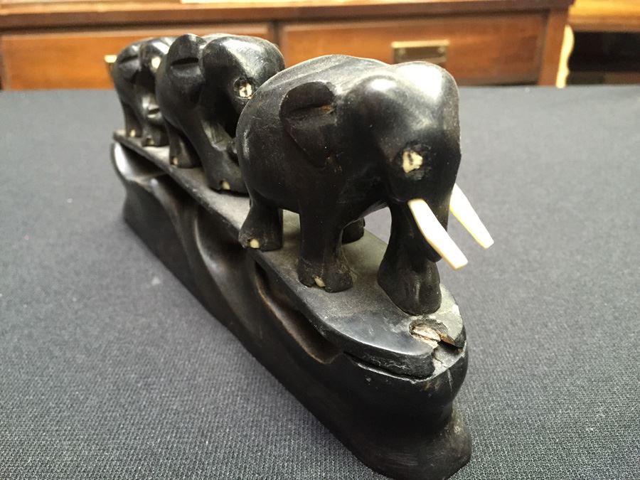 Ebony Carved Walking Elephants [Photo 4]
