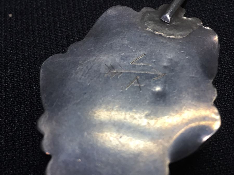 Vintage Pendant Hallmark Unknown [Photo 3]