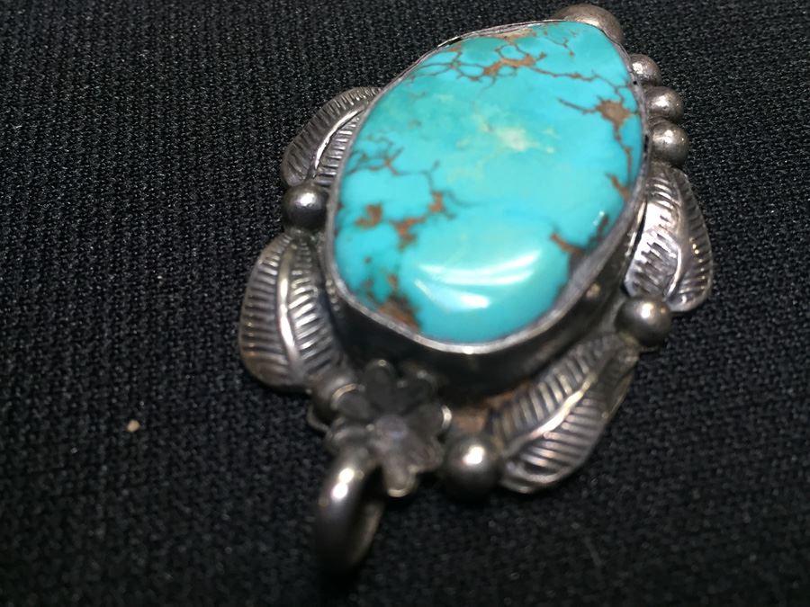 Vintage Pendant Hallmark Unknown [Photo 2]