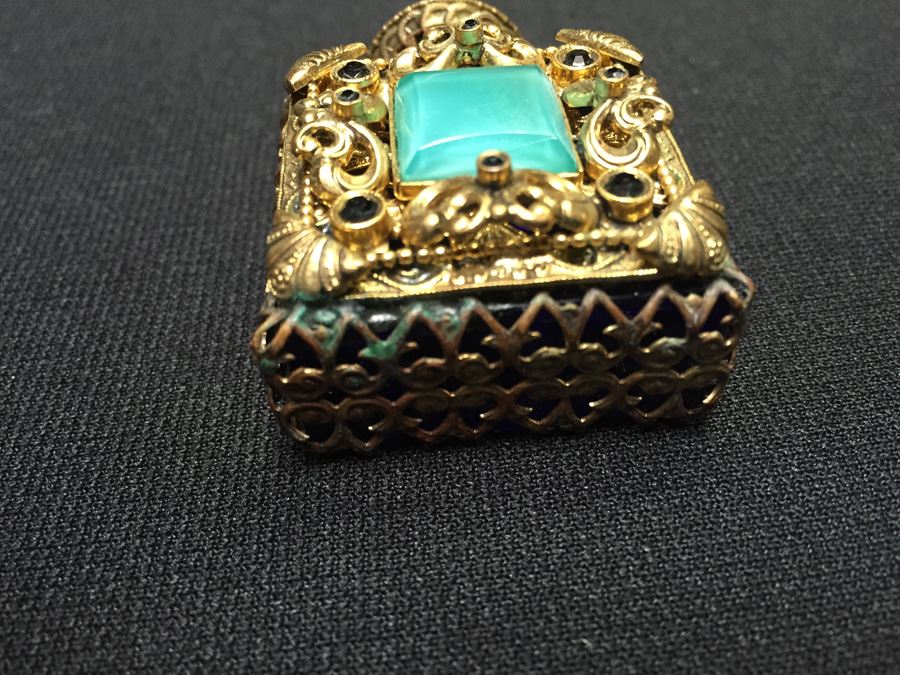 Ornate Perfume Bottle [Photo 4]