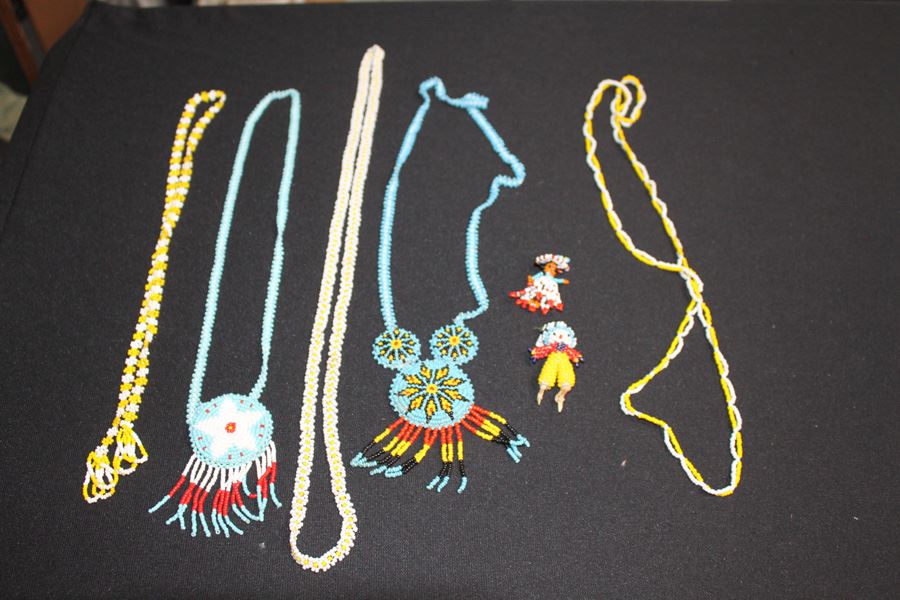 Native American Beaded Jewelry [Photo 1]