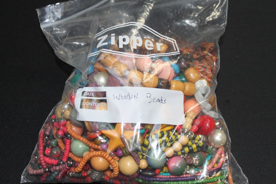 HUGE Wooden Beads Necklace And Bracelet Lot