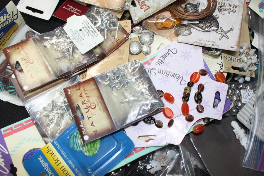 HUGE Lot Of New Findings And Beads [Photo 3]