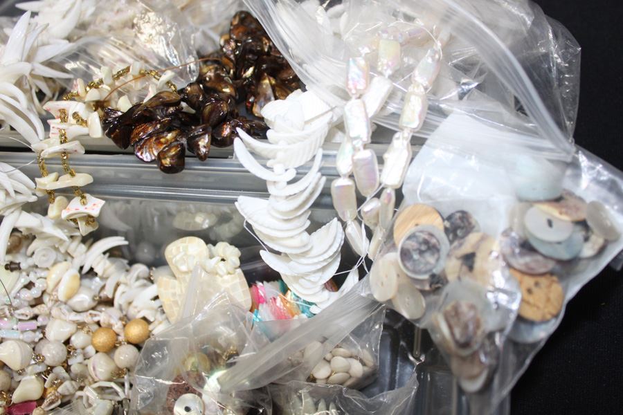 HUGE Lot Of Shell Jewelry [Photo 3]