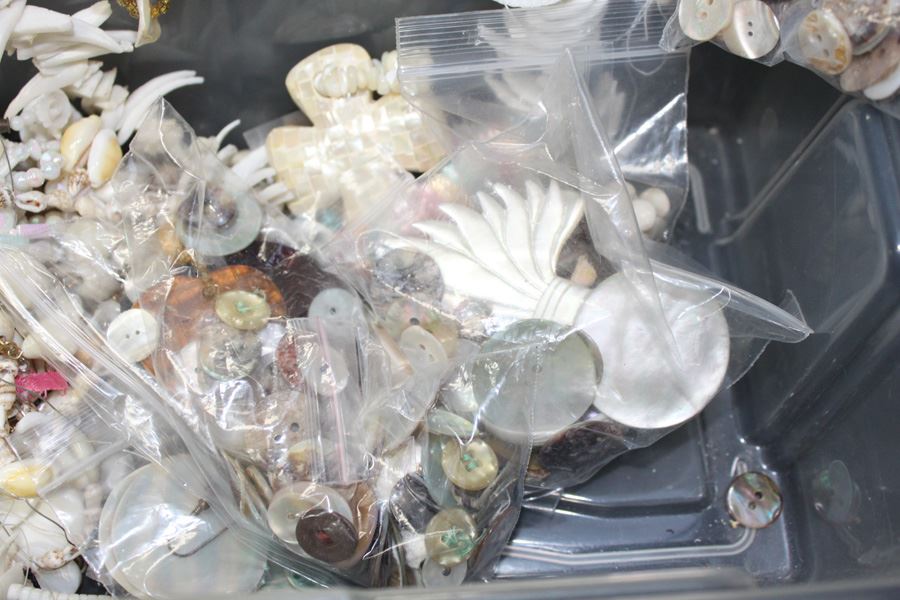 HUGE Lot Of Shell Jewelry [Photo 9]