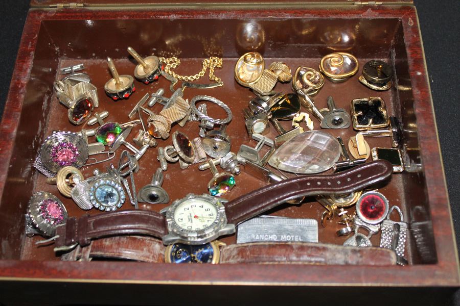 Men's Jewelry Boxes Cufflinks, Watches And Various Items [Photo 3]