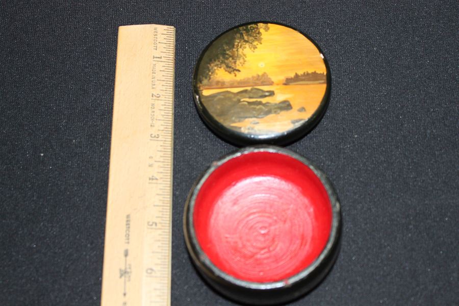 Hand Painted Wooden Box Signed [Photo 1]