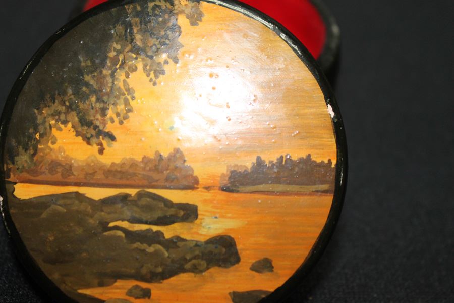 Hand Painted Wooden Box Signed [Photo 7]