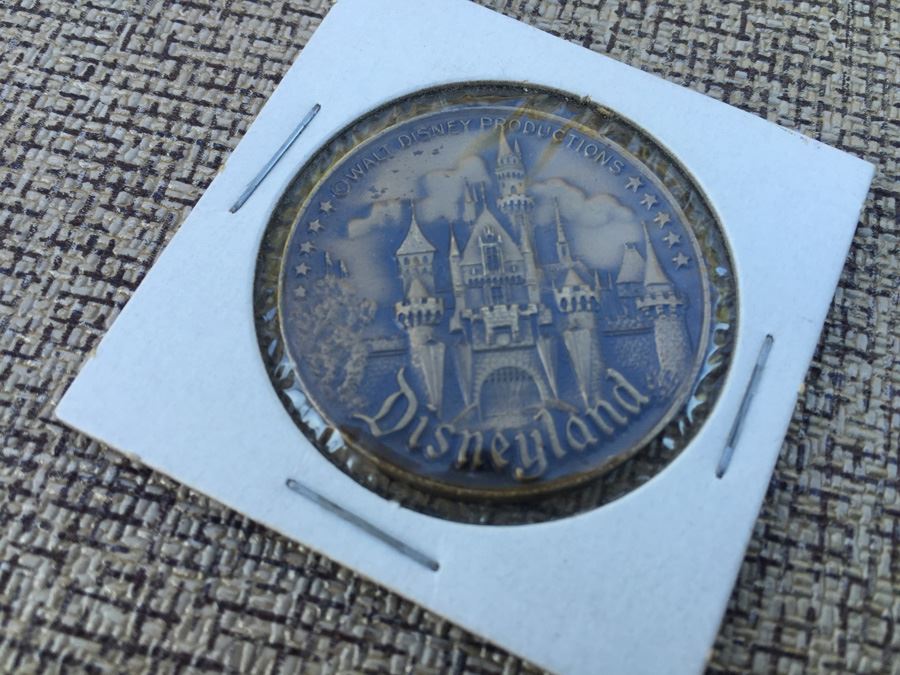 Disney Collectible Lot [Photo 3]