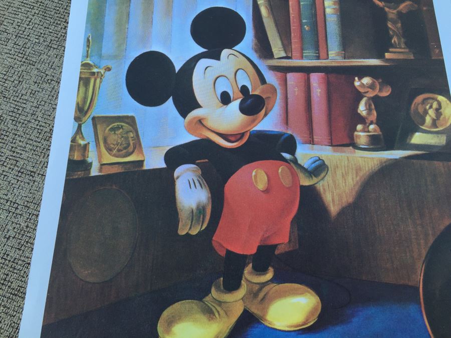 Disney Collectible Lot [Photo 13]