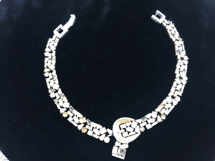 Vintage TRIFARI Necklace Missing A Few Stones