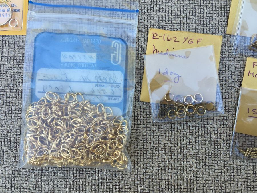 Huge Lot Of Gold Filled Coin Pendants, Clasps And Screws [Photo 9]