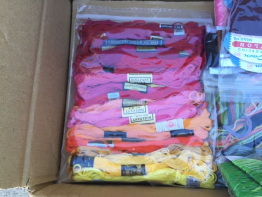 Sewing Craft Lot [Photo 18]