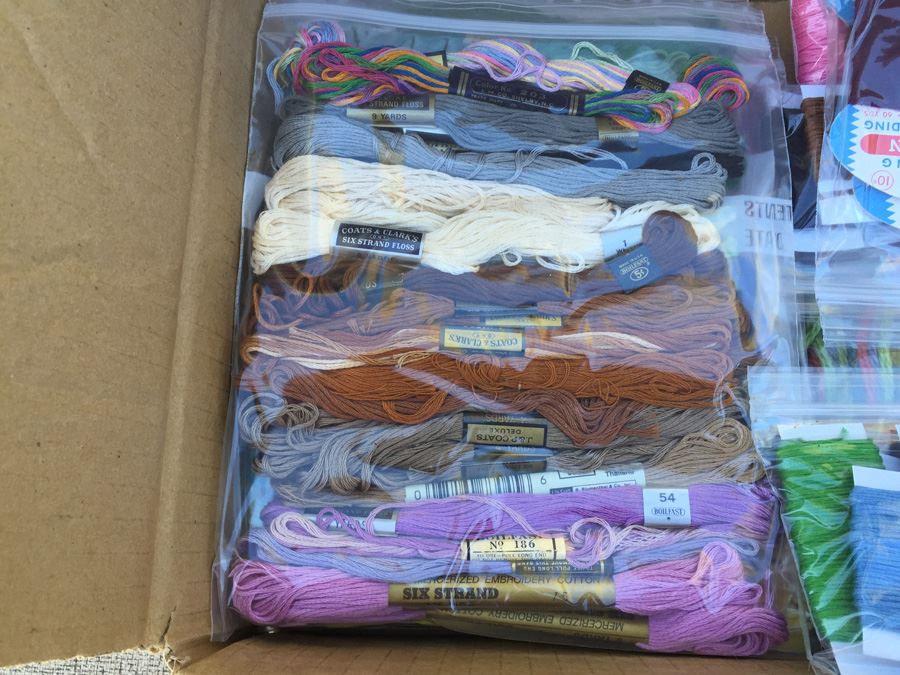 Sewing Craft Lot [Photo 16]